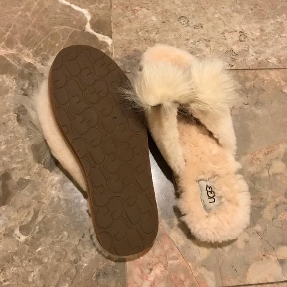Ugg mirabelle slippers sz8 - Picture 2 of 3